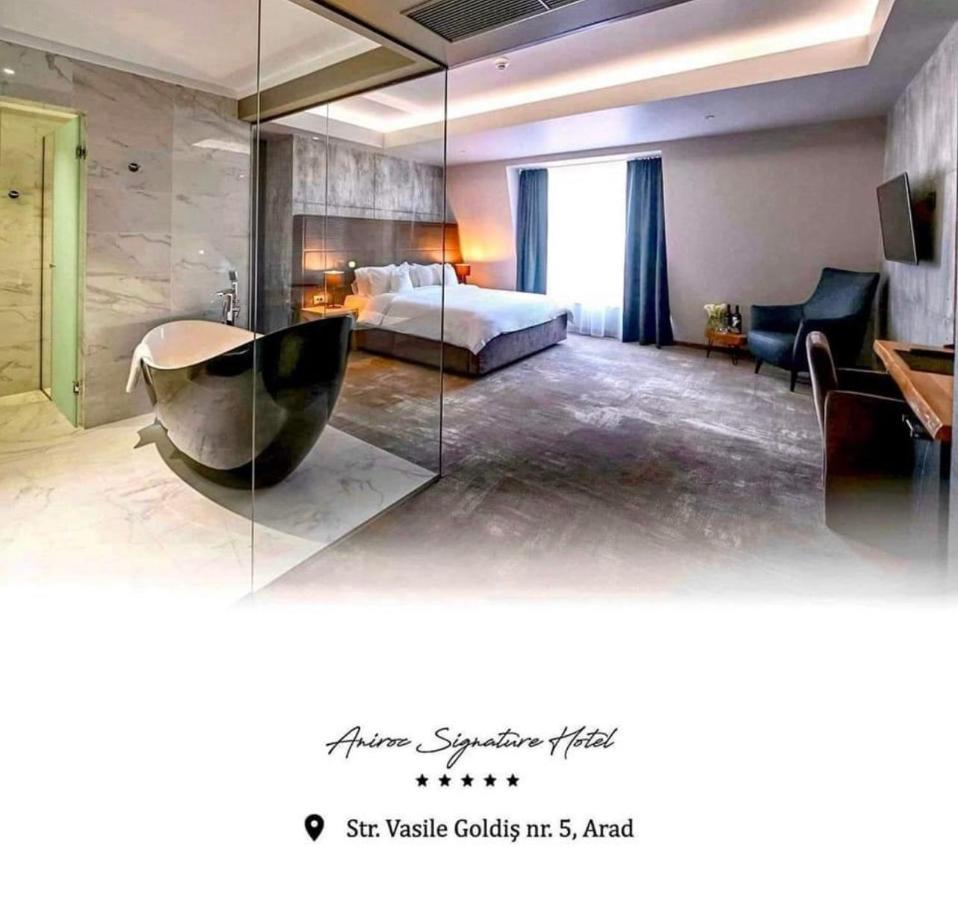 Aniroc Signature Hotel Арад Екстериор снимка